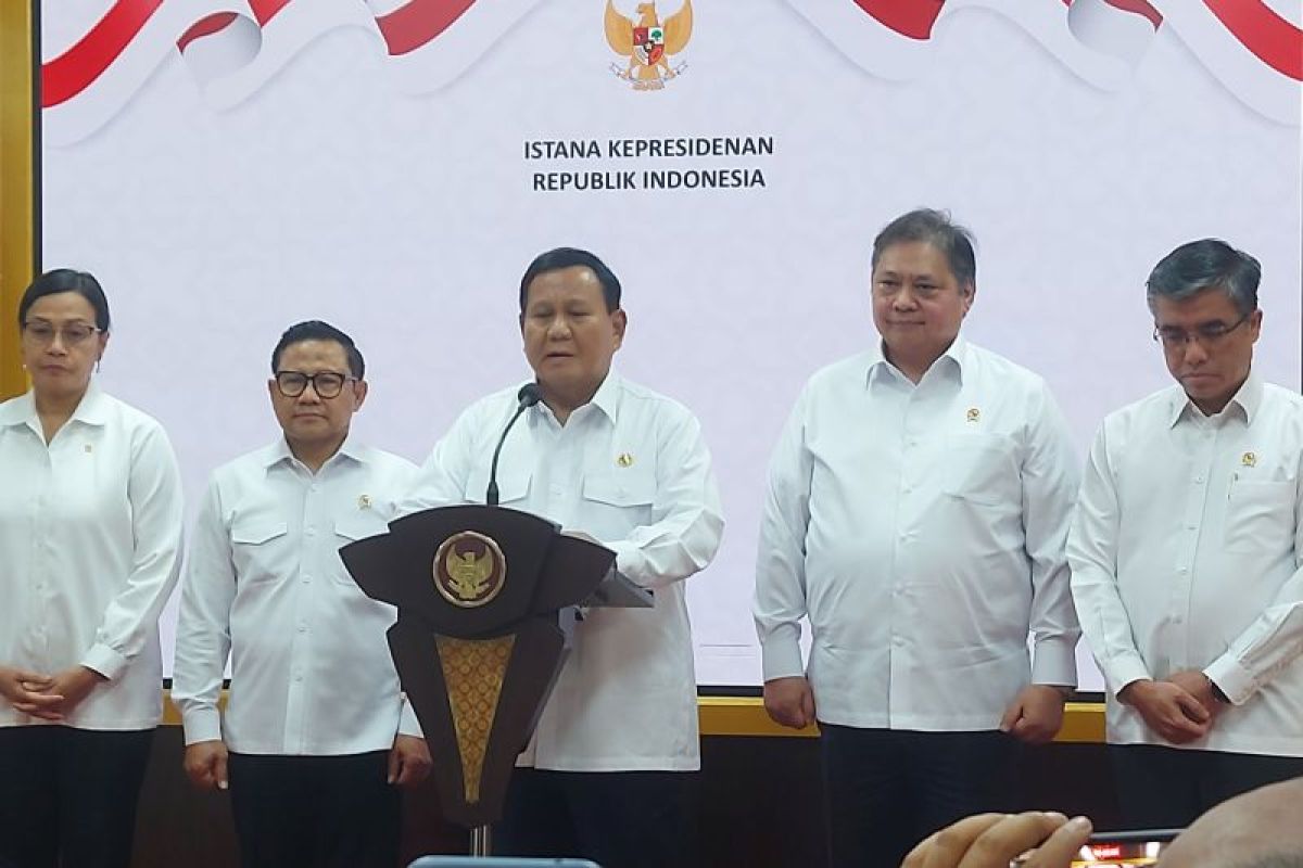 Prabowo umumkan upah minimum nasional tahun 2025 rata-rata naik 6,5 persen