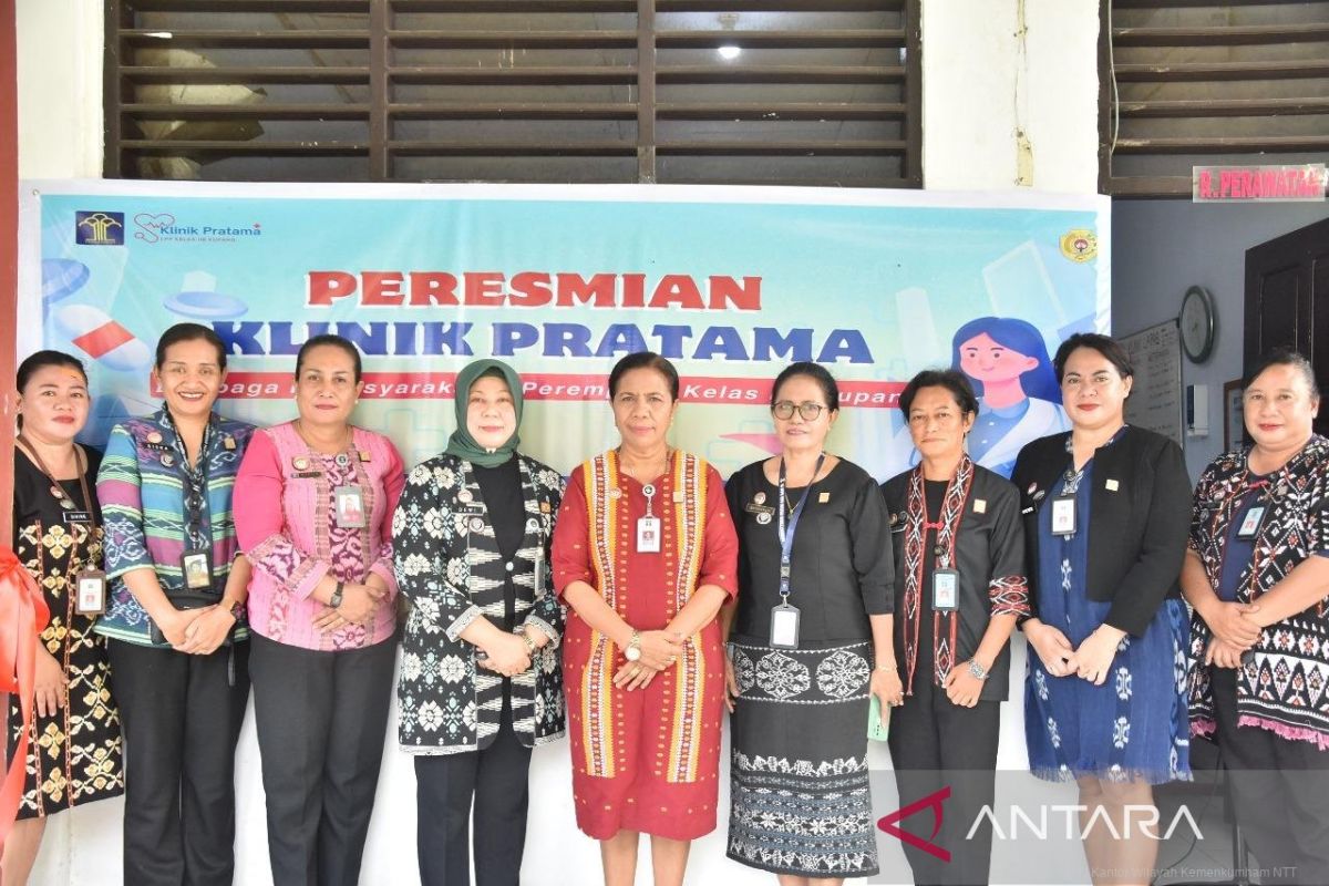 Marciana resmikan klinik pratama LPP Kupang