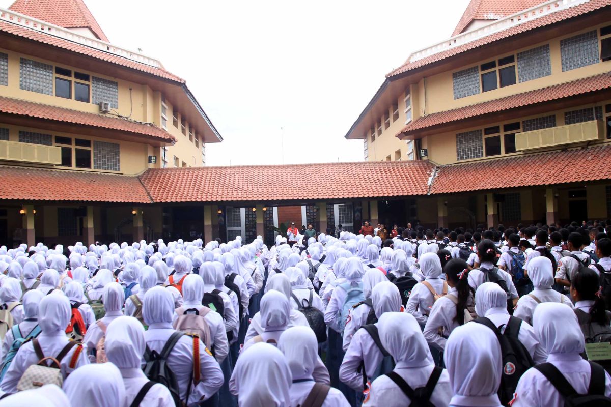 1.500 pelajar SMA di Kota Tangerang ikuti kaderisasi merah putih