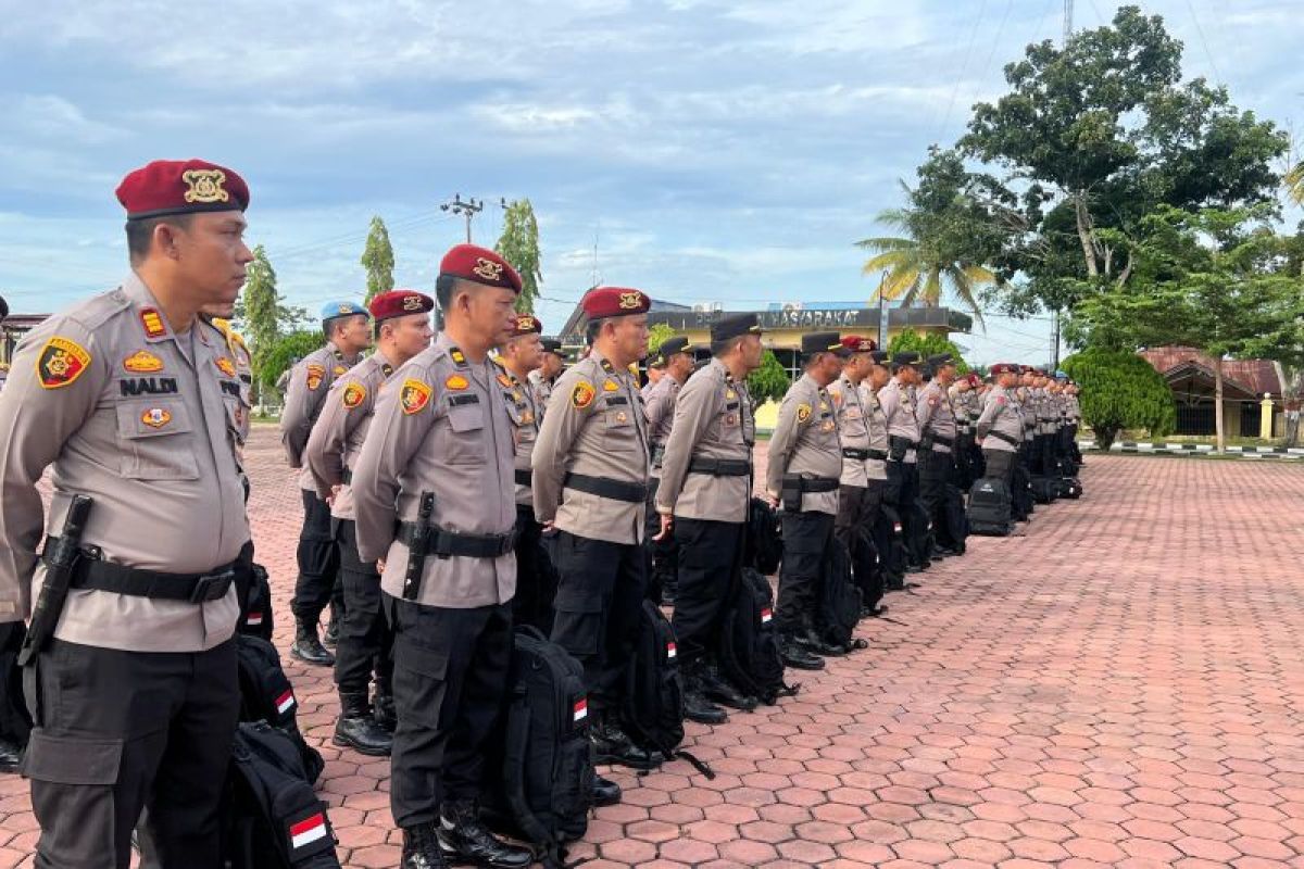 Kapolres Rohil lepas personel BKO Polda Riau usai sukses amankan pilkada