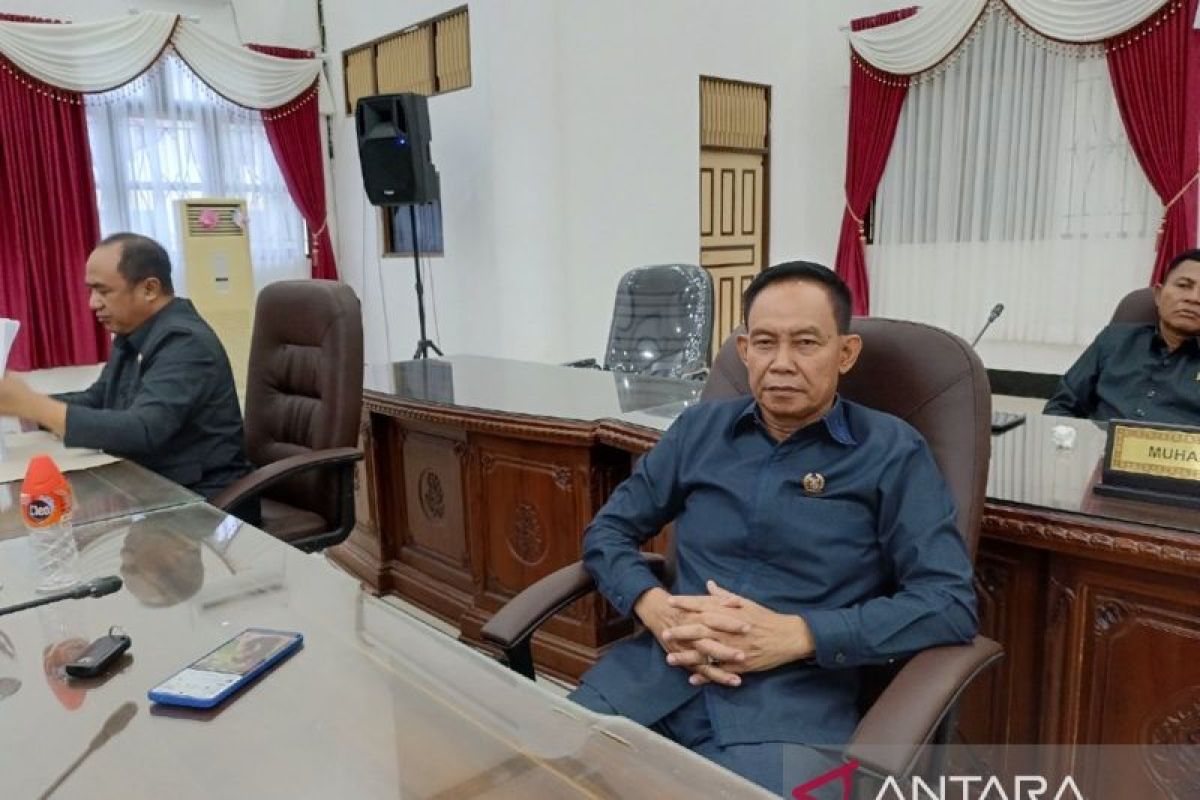 Ketua Komisi III DPRD Barsel minta pemkab terus kembangkan sektor pertanian