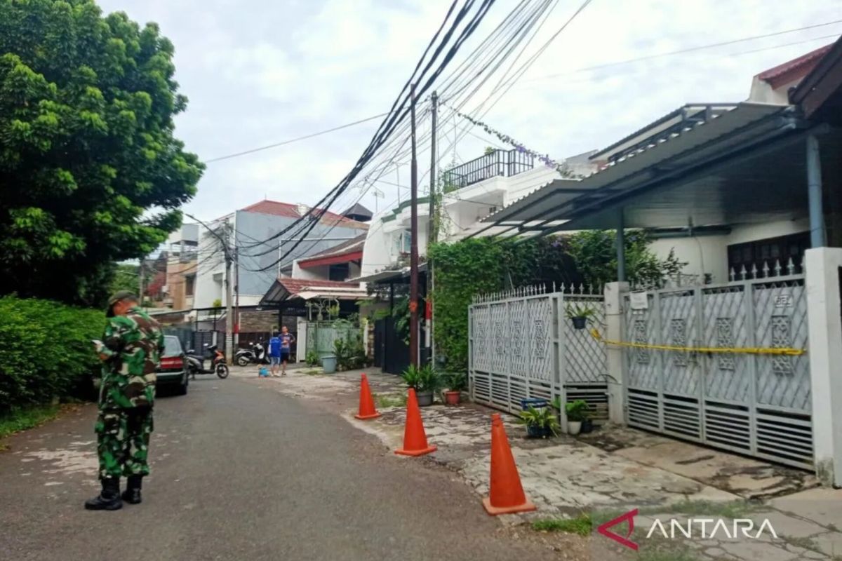 Polisi nyatakan anak bunuh ayah-nenek di Jaksel tak ditahan di Polres