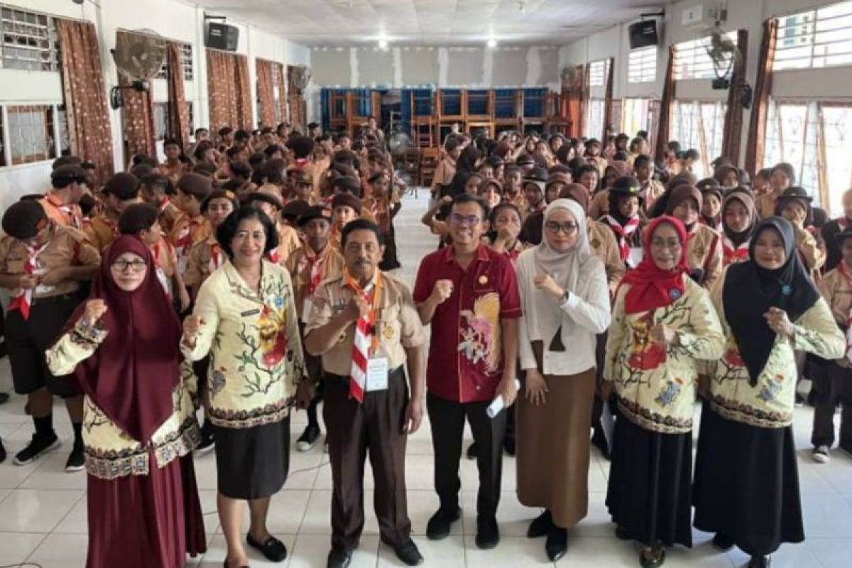 GOW Jayapura bersama BNN sosialisasikan bahaya narkoba kepada siswa