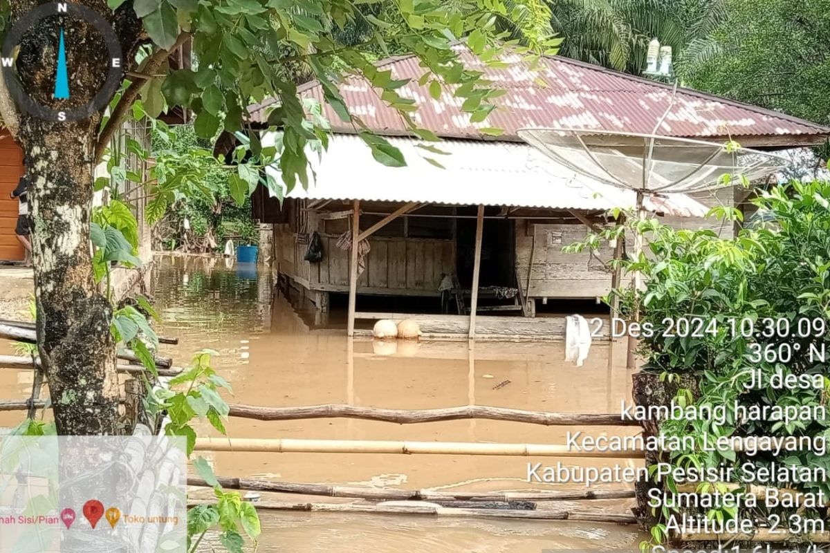 Seribu rumah pada delapan nagari di Pesisir Selatan terdampak banjir