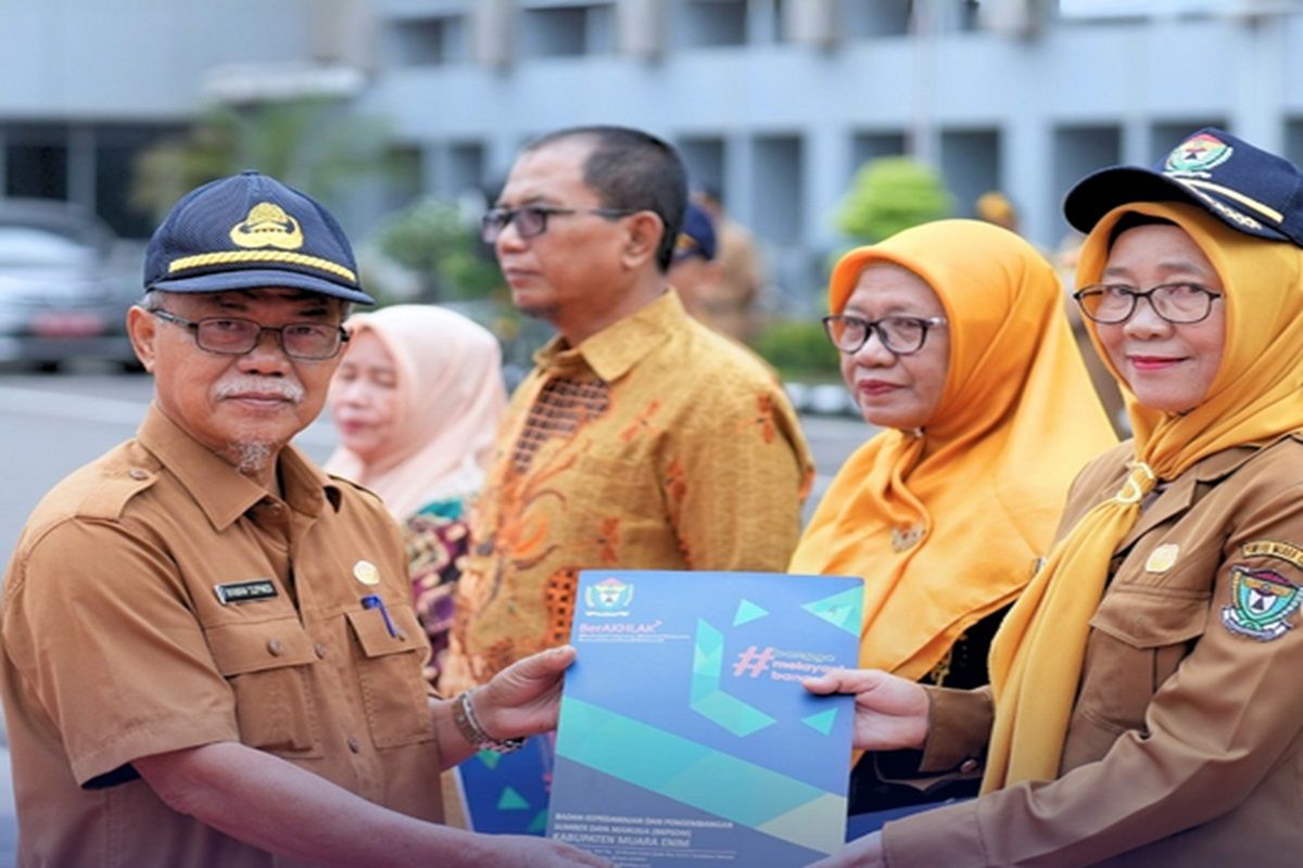 Masuki Desember, Pemkab Muara Enim langsung gelar apel gabungan