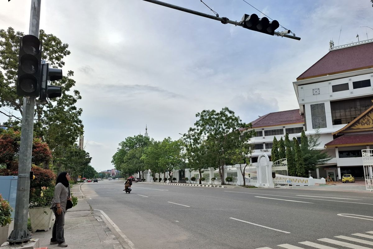 Dishub Batam pasang alat bantu penyeberangan, mudahkan pedestrian