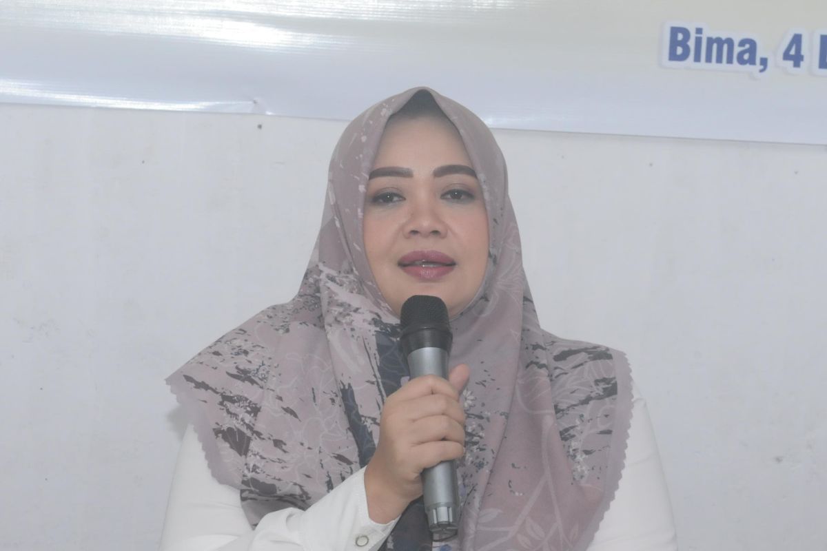 Pemkab Bima salurkan bantuan hibah ke pengurus koperasi