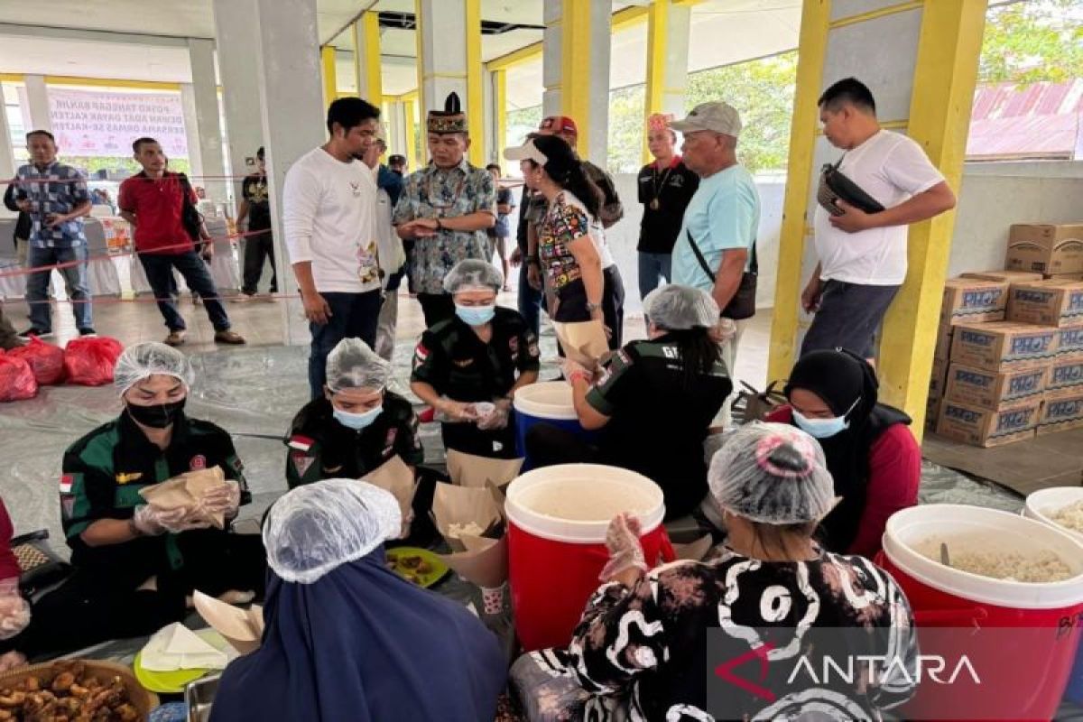 Ketua DAD Kalteng dirikan posko dan beri bantuan untuk korban banjir