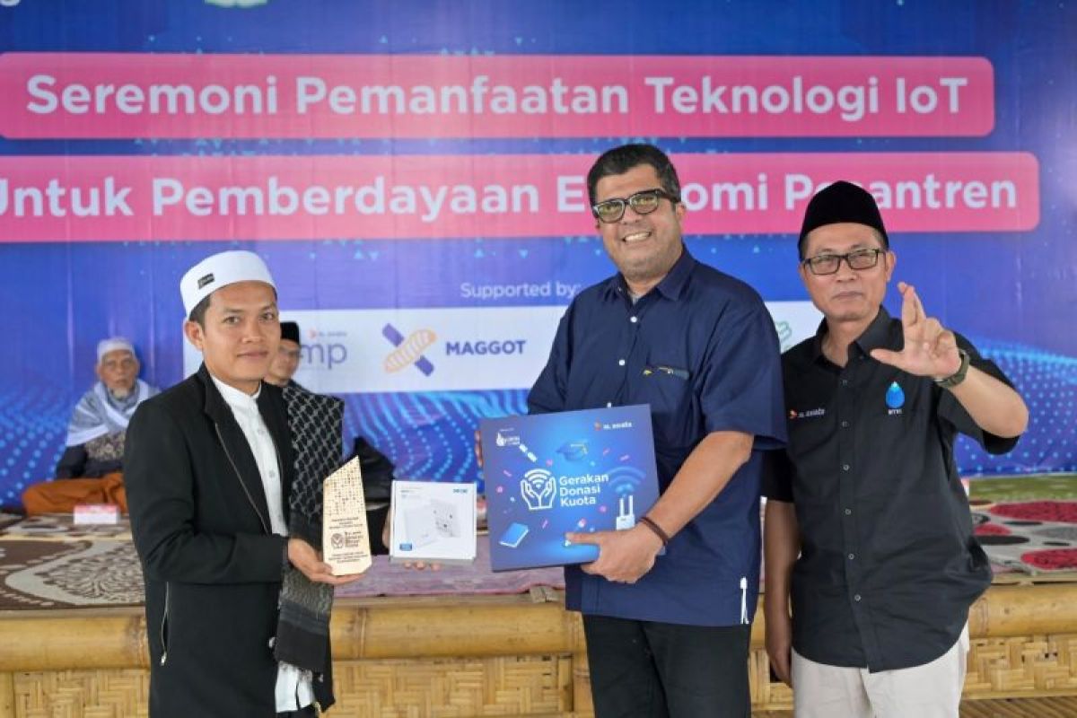 Hadirkan Solusi IoT dan AI, XL Axiata Dukung Digitalisasi Pesantren di Lombok Timur