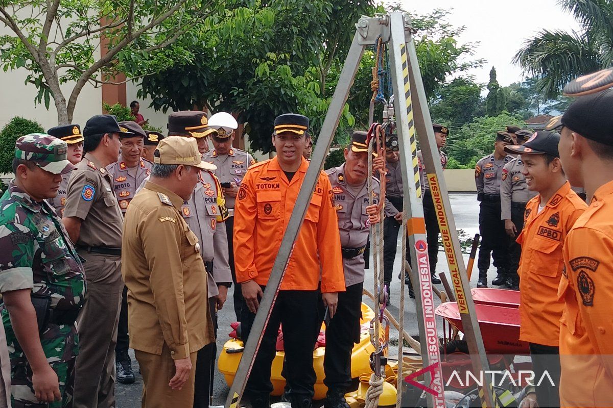 Pj Bupati Temanggung ingatkan masyarakat waspada  angin ribut