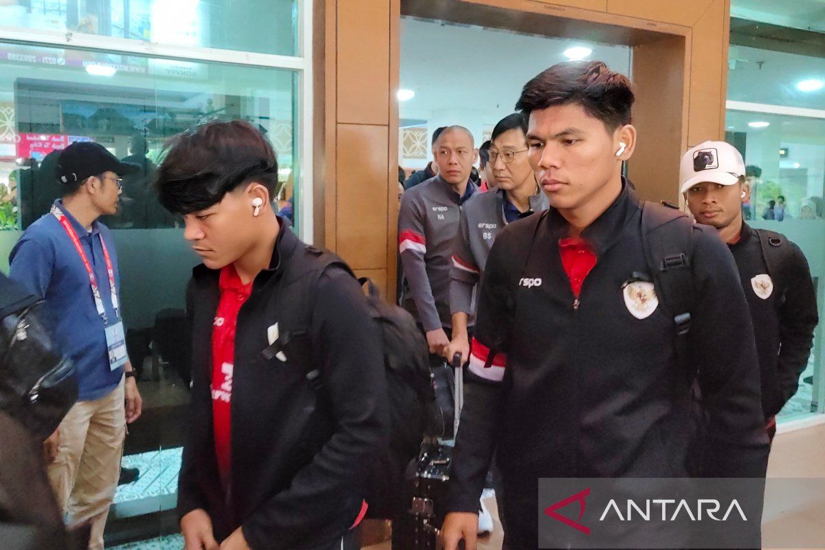 Timnas sepak bola Indonesia  tiba di Solo