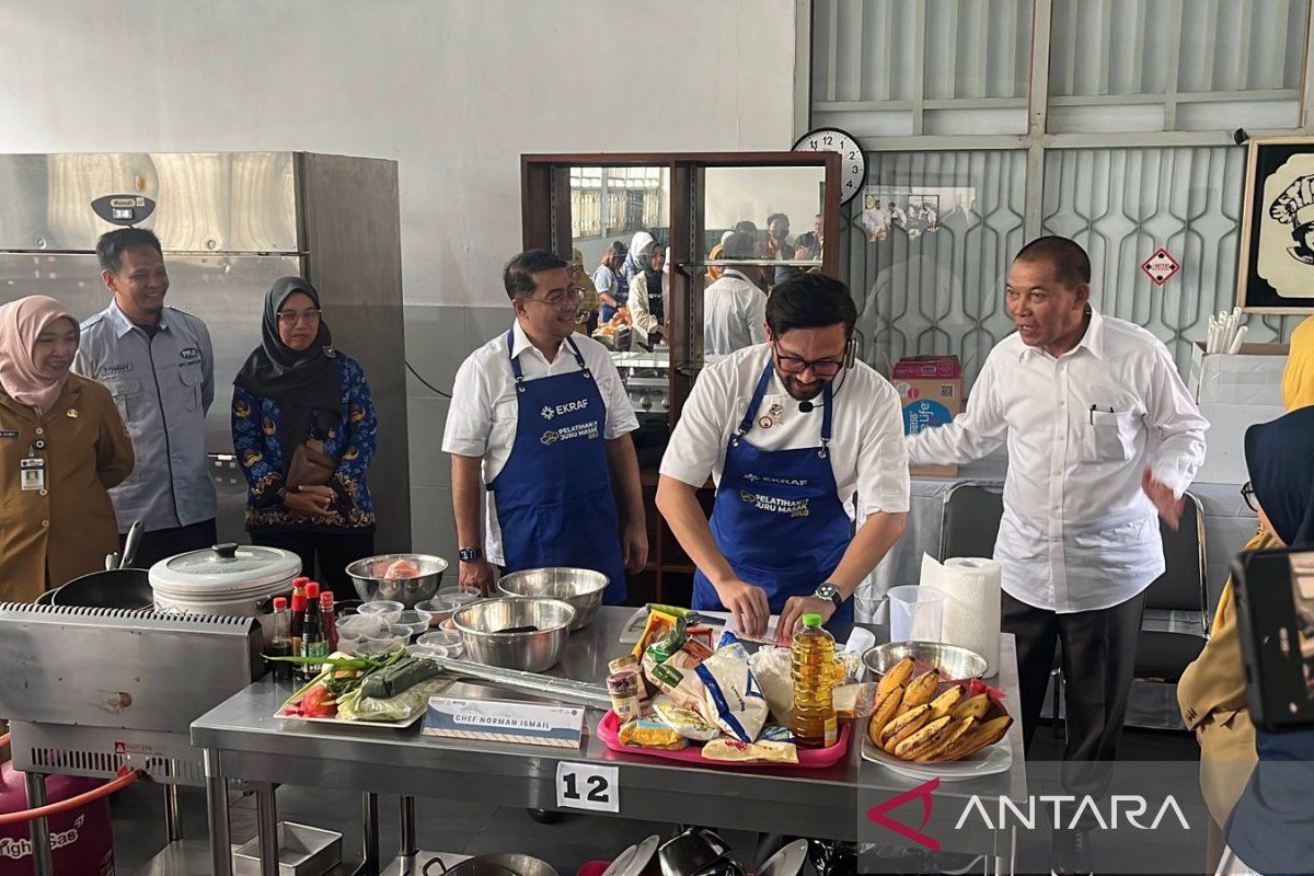 Menteri Ekraf  siapkan juru masak dukung program makan bergizi