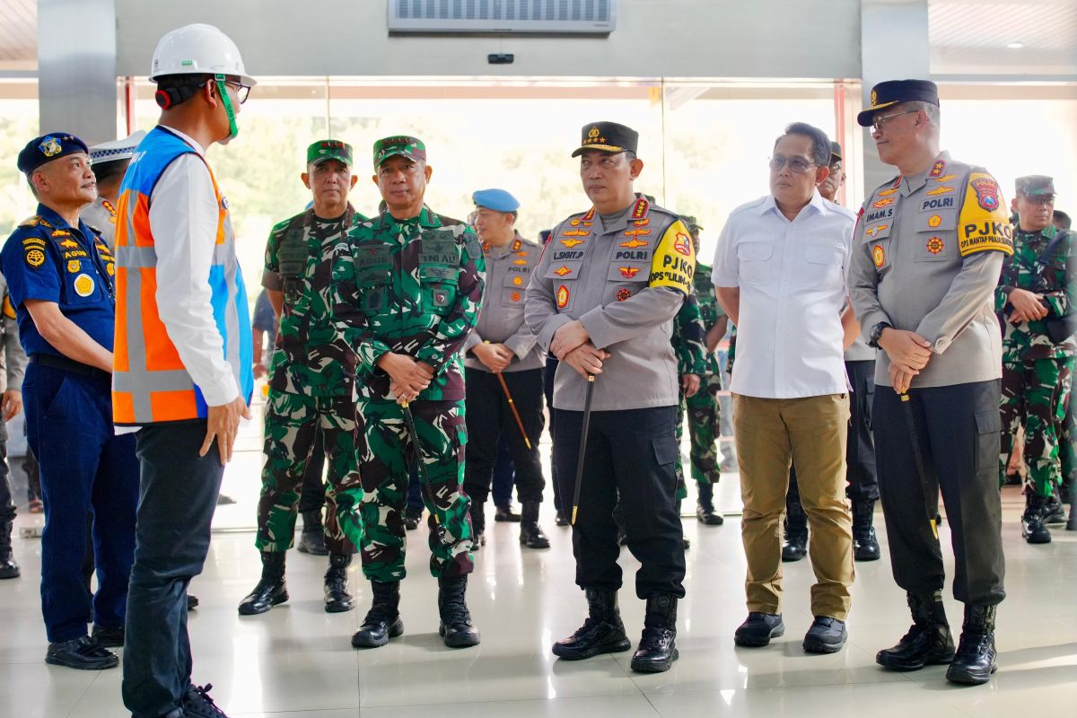 Kapolri minta pengamanan Natal dan tahun baru dilakukan maksimal