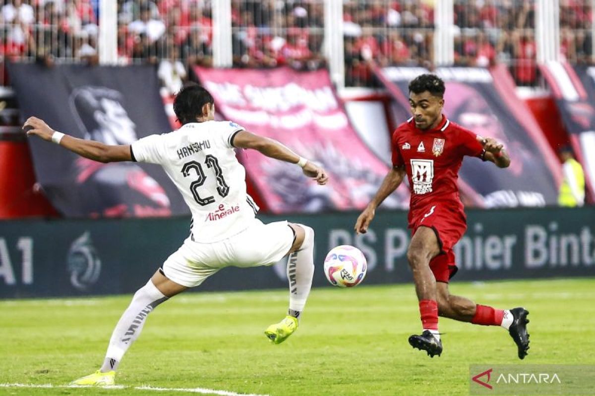 Hansamu Yama perpanjang kontrak bersama Persija Jakarta