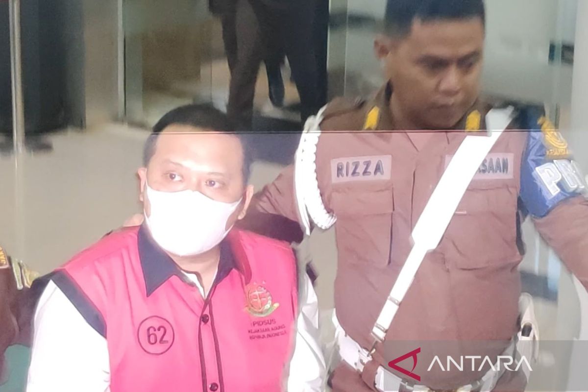 Kejagung tetapkan 9 tersangka baru dalam kasus impor gula