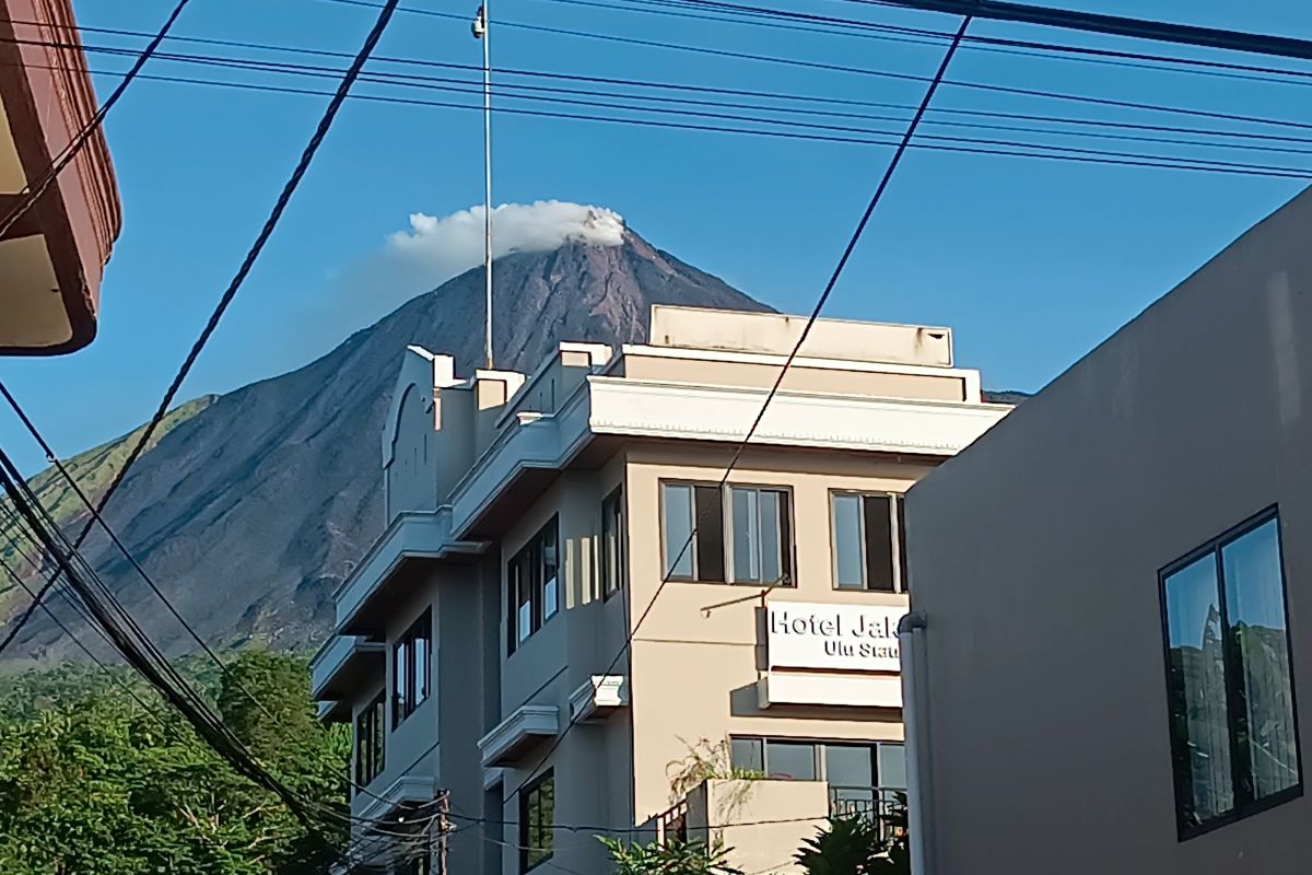 ESDM harap warga waspadai awan panas guguran Gunung Karangetang