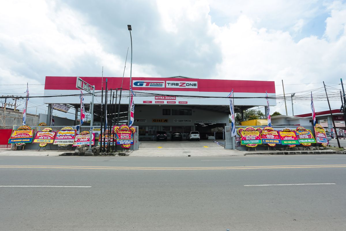 PT Gajah Tunggal resmikan TireZone terbaru di Tangerang