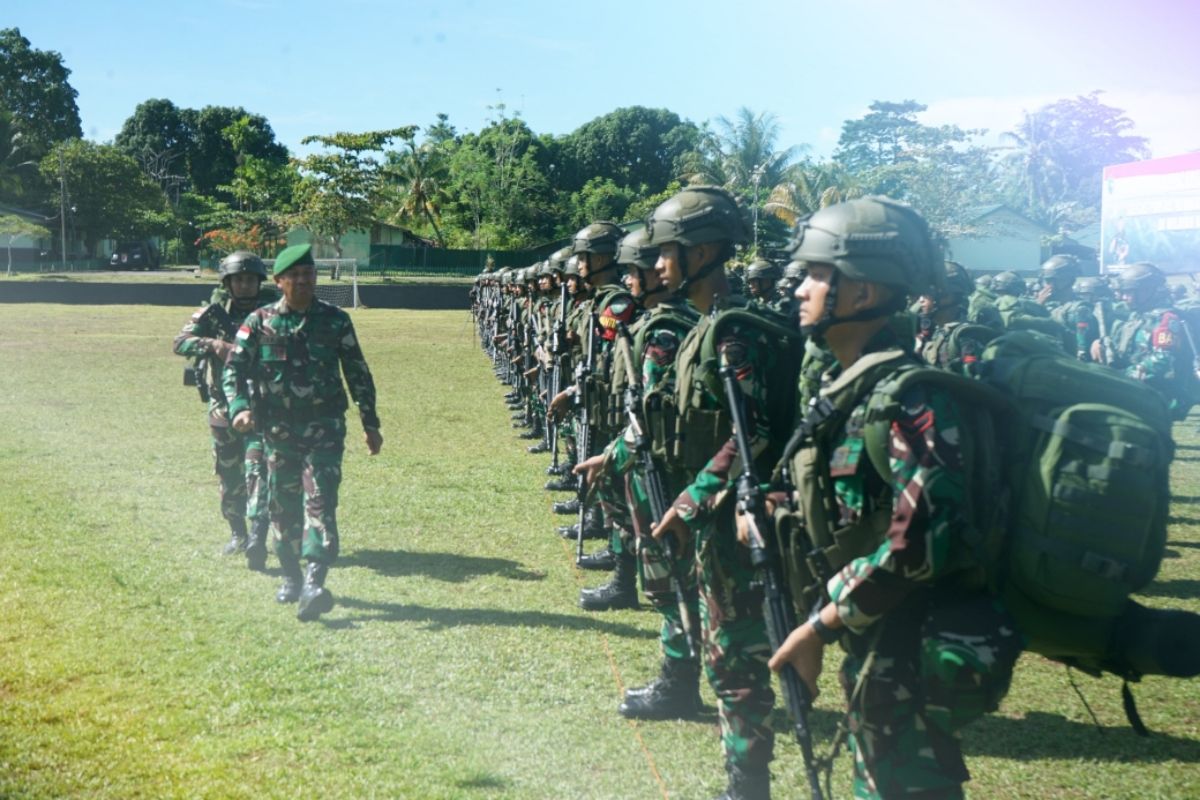 Pangdam XVII minta Satgas Pamtas Yonif 112 jaga kesehatan tugas Papua