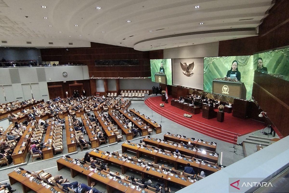 Puan: DPR akan cermati program Prabowo agar sesuai kemampuan keuangan