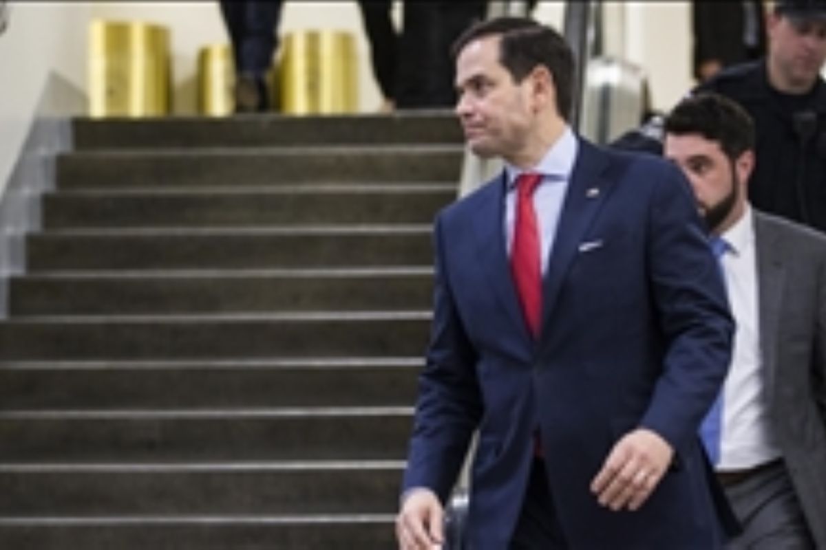 Senat AS mengesahkan Marco Rubio sebagai menlu saat pelantikan Trump