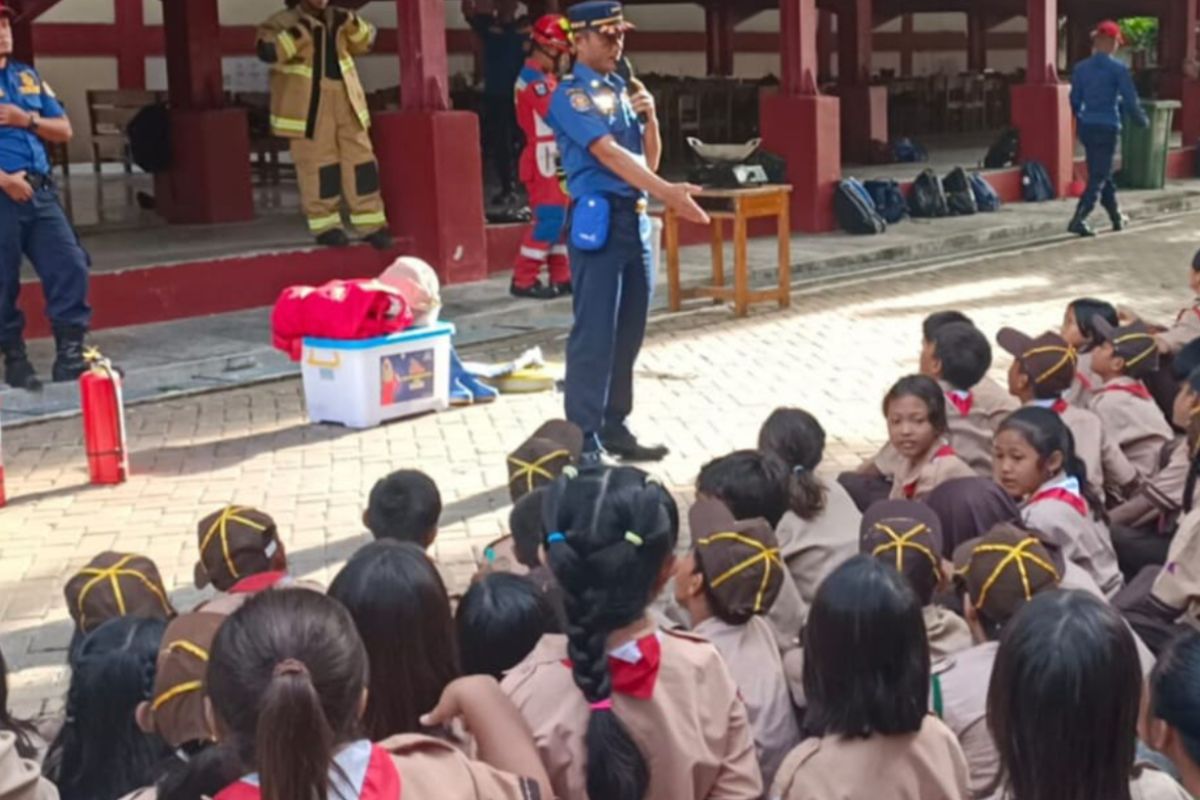 Gulkarmat edukasi siswa Kepulauan Seribu dalam tanggulangi kebakaran