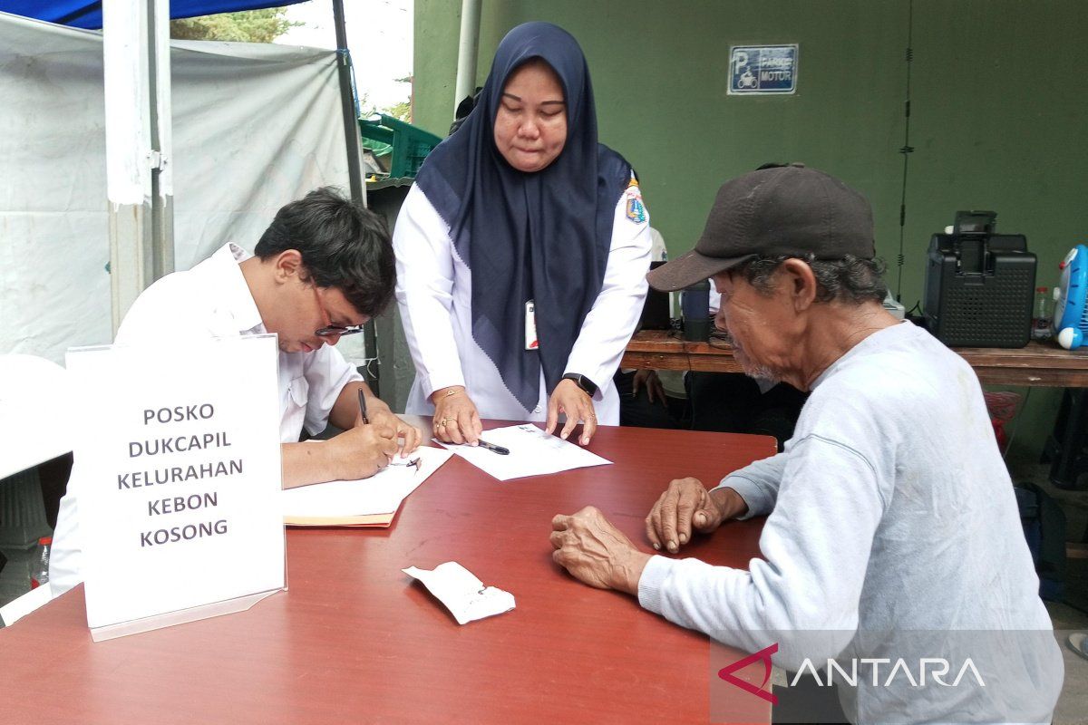 Jakpus buka layanan kependudukan korban kebakaran hingga Jumat