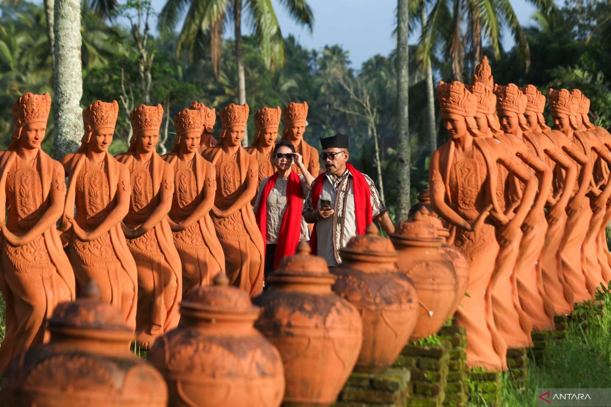 Merawat identitas budaya Banyuwangi di Taman Gandrung Terakota