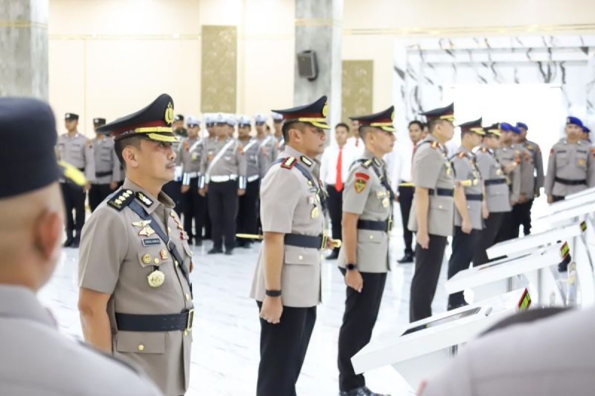 Kapolda  Jateng pimpin sertijab Kapolrestabes Semarang