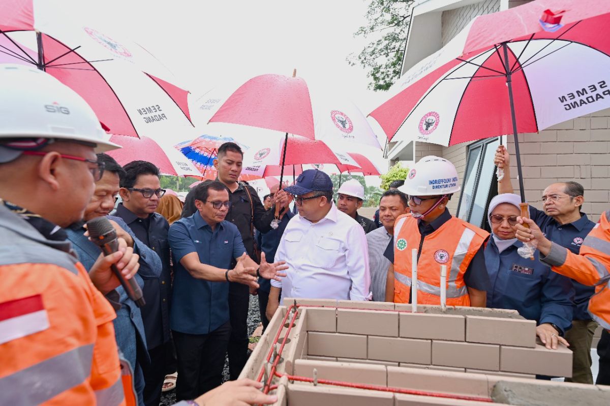 SIG dorong penggunaan bata interlock presisi wujudkan 3 juta rumah