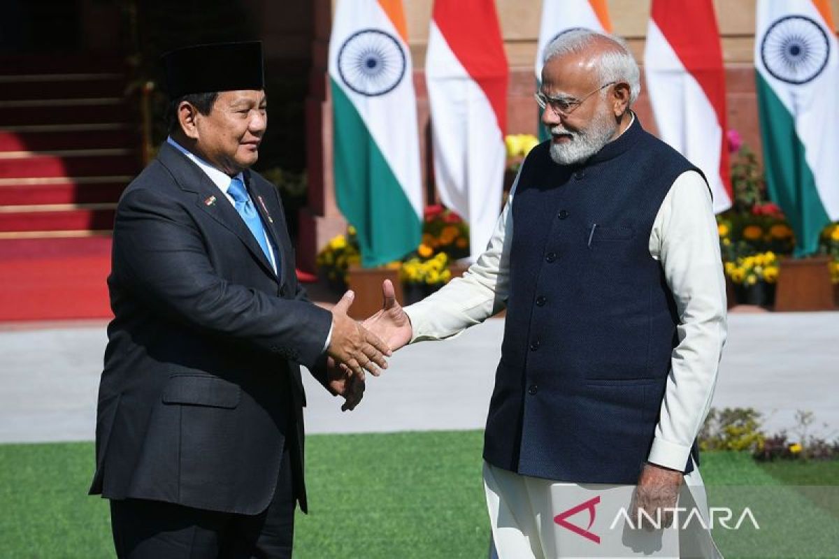 Presiden undang lembaga pendidikan India buka di Indonesia