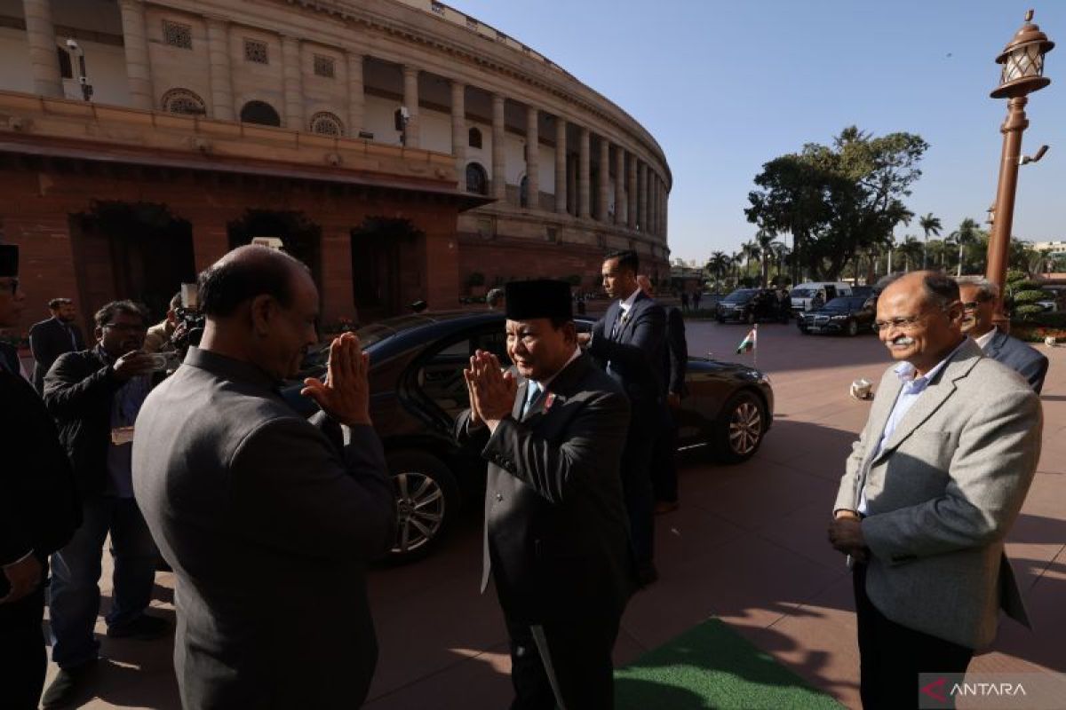 Presiden Prabowo sambangi Gedung Parlemen India