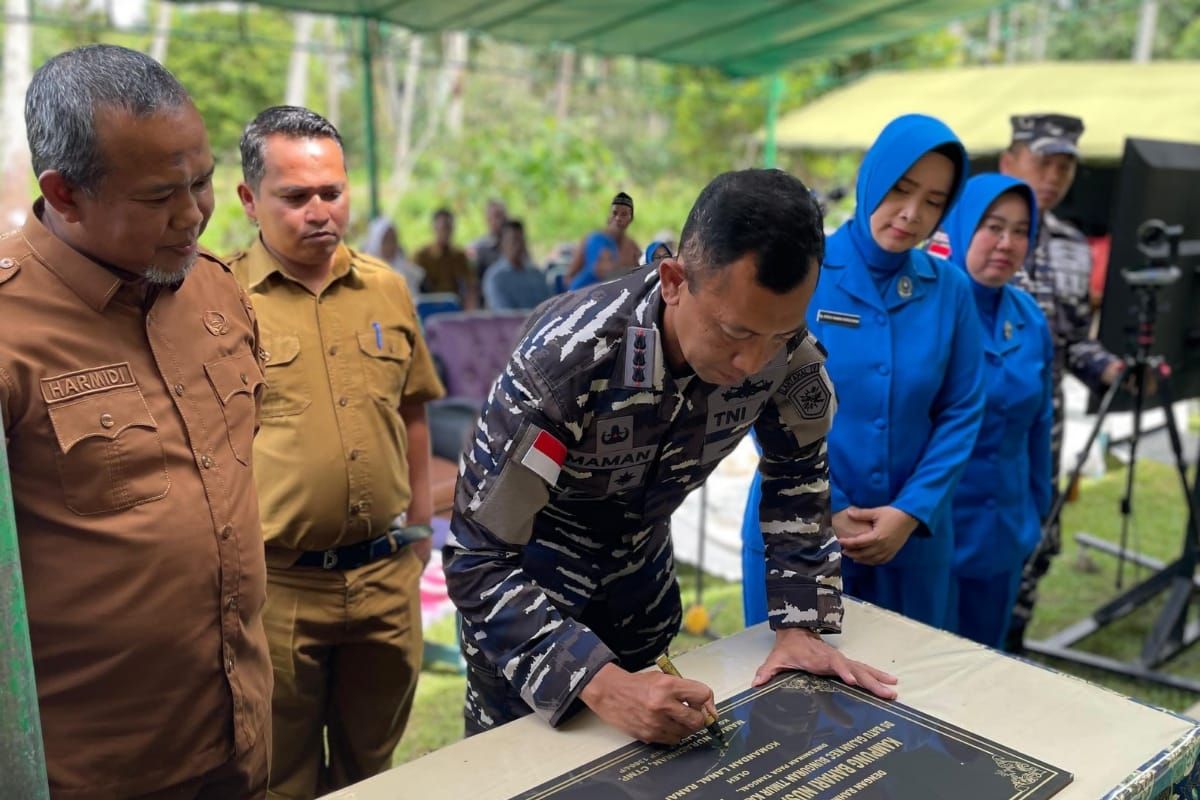 Lanal Ranai bentuk tiga kampung bahari nusantara di Natuna