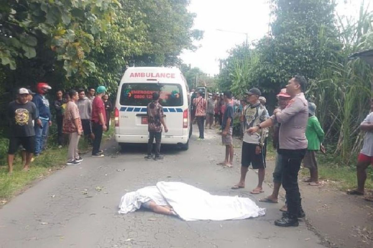 Polres Kediri tangani kecelakaan pelajar tertimpa pohon