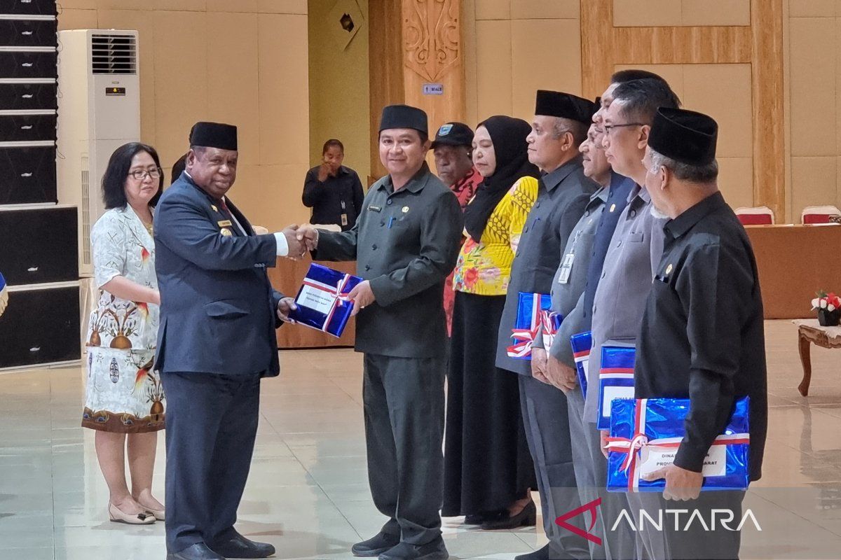 Gubernur Papua Barat minta pimpinan OPD lakukan penghematan anggaran