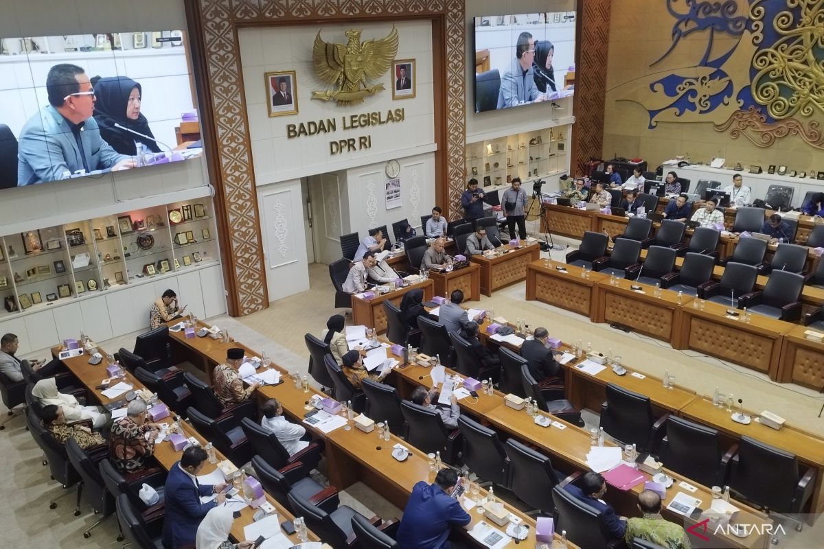 Baleg DPR mulai susun RUU PPMI guna tingkatkan devisa dan keamanan WNI