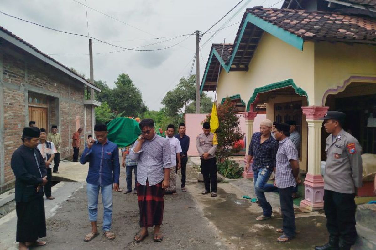 Polisi selidiki kasus keracunan massal di Ponorogo akibatkan satu orang meninggal