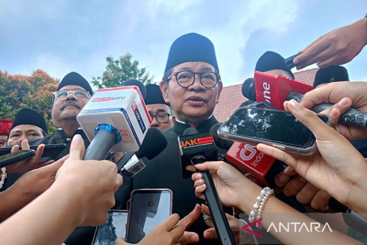 Terpopuler, poligami era Pramono dan pengobatan gratis ulang tahun  