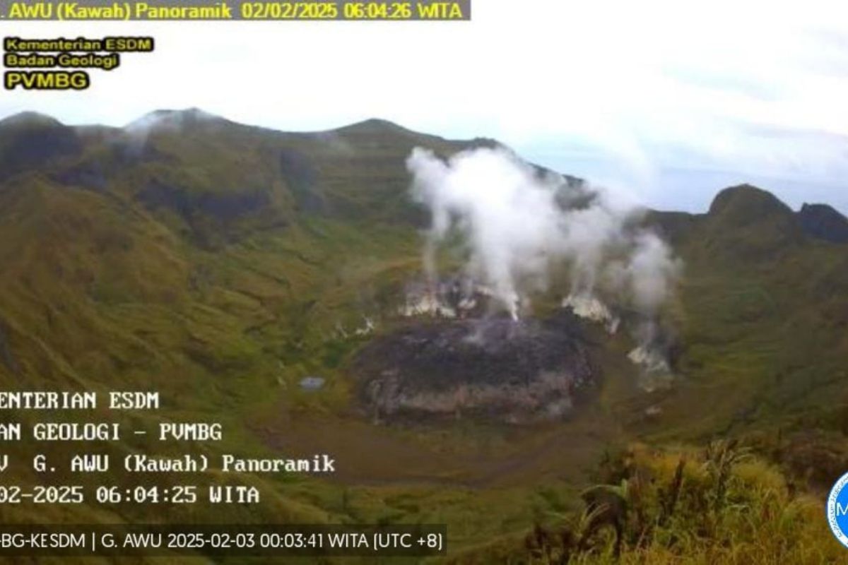 Warga diimbau tidak beraktivitas di radius bahaya Gunung Awu