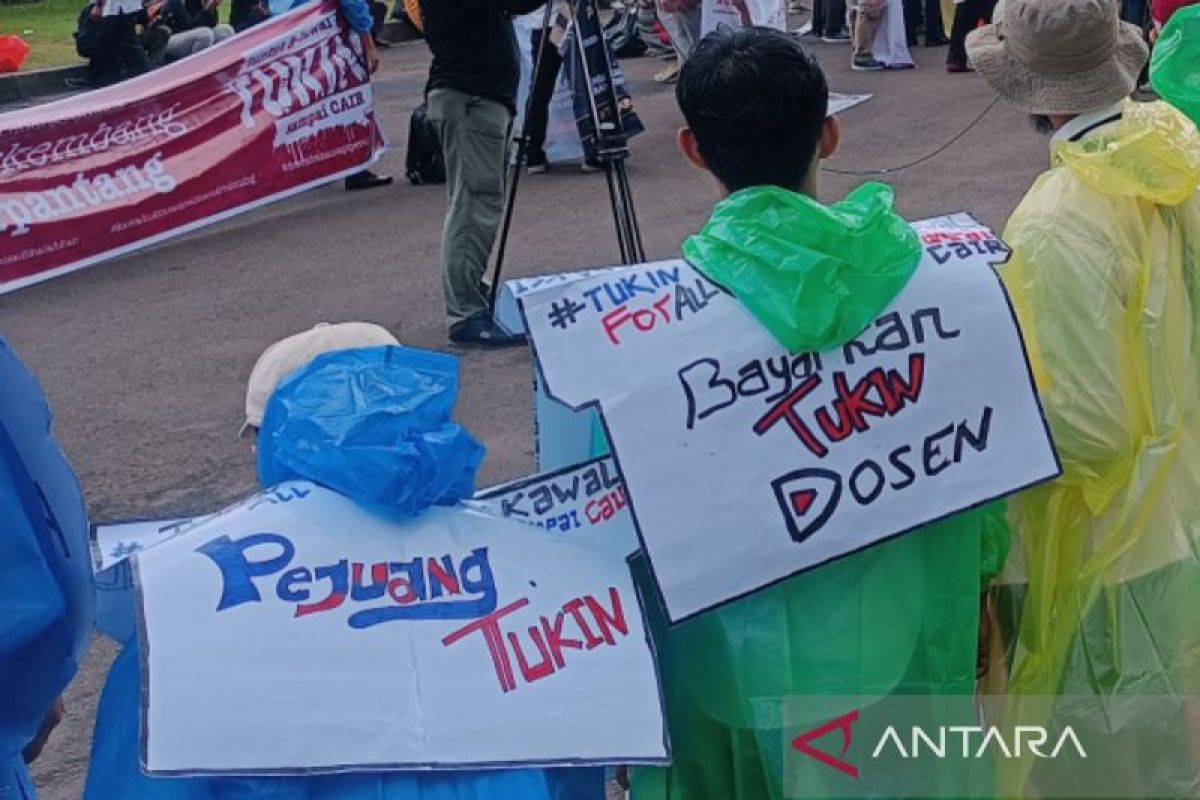 Dosen ASN tuntut semua tunjangan kinerja dicairkan tanpa terkecuali