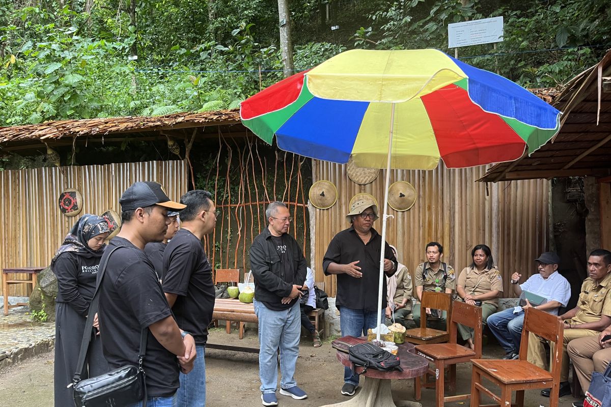 Ponorogo belajar dari Ambon menuju kota kreatif UNESCO