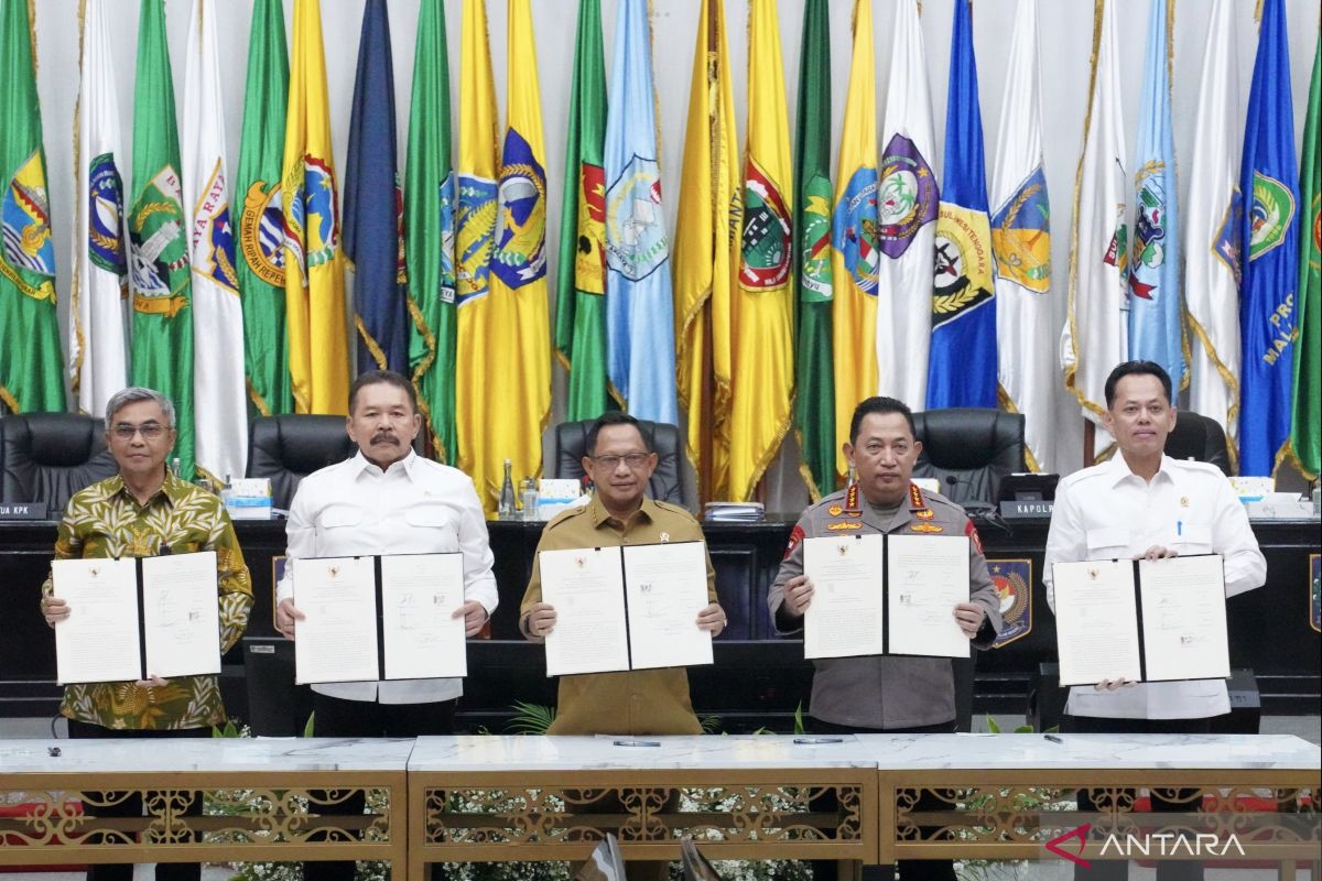 KPK-Pemerintah perkuat pengawasan antikorupsi perizinan daerah