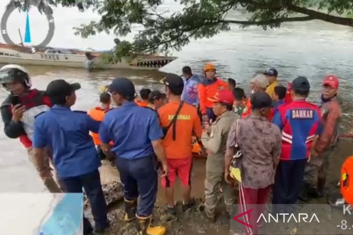 Tim SAR temukan jasad lansia korban banjir bandang di Sumbawa NTB