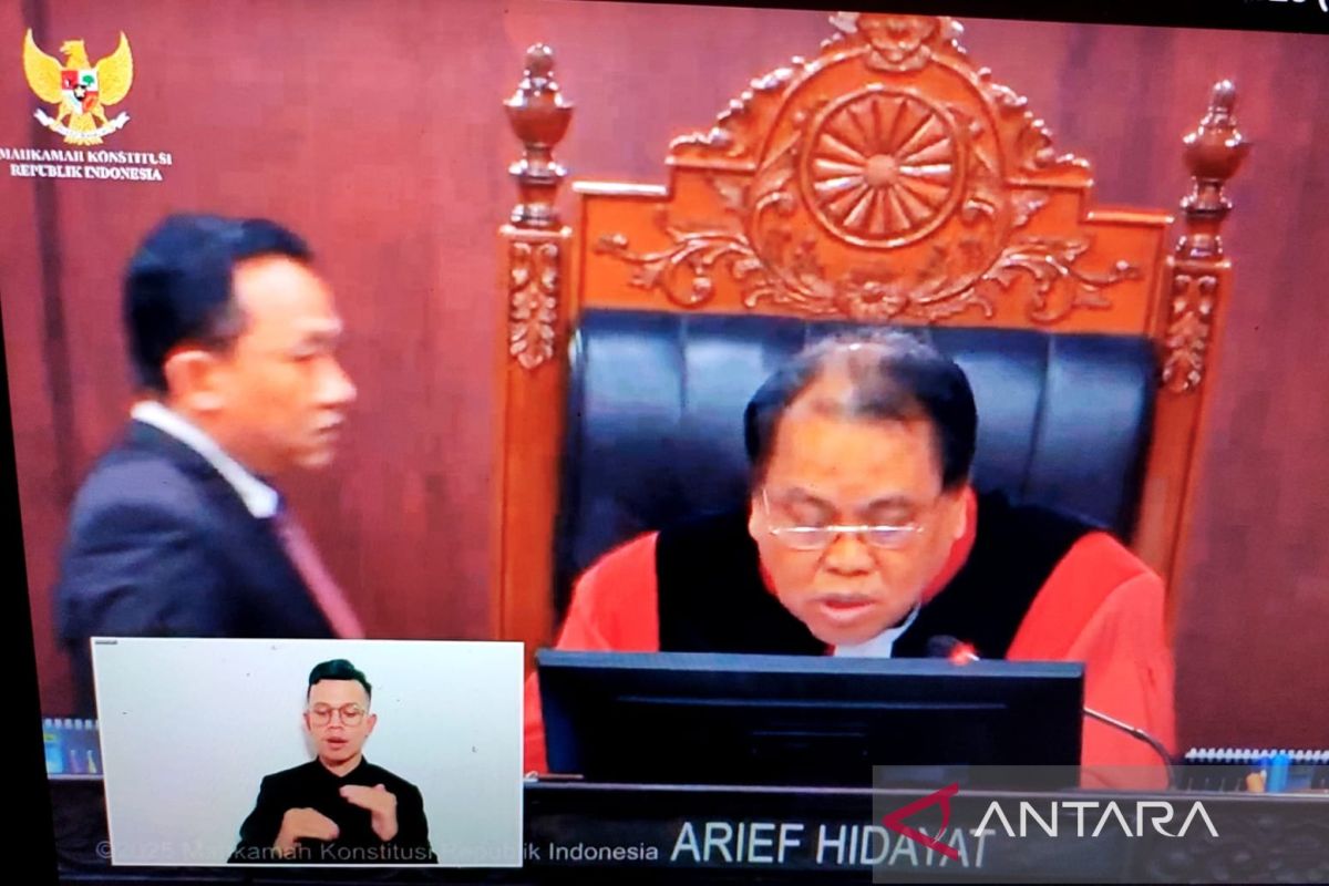 MK: Sengketa Pilkada Kota Palopo lanjut ke pembuktian 