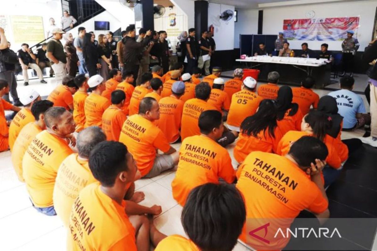 Polresta Banjarmasin musnahkan sabu dan ekstasi senilai Rp1,5 miliar