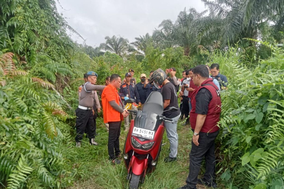 Polda Jambi gelar rekonstruksi dua gembong narkoba