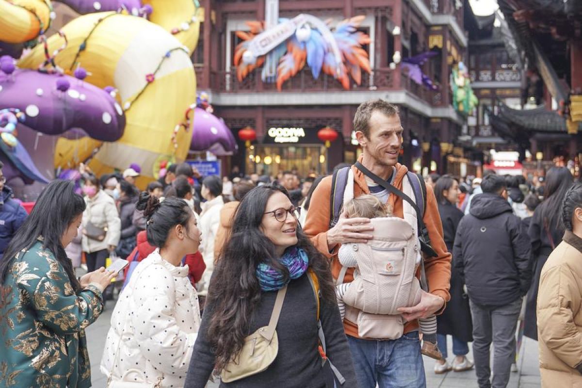 Shanghai catat lonjakan perjalanan lintas batas di Festival Musim Semi