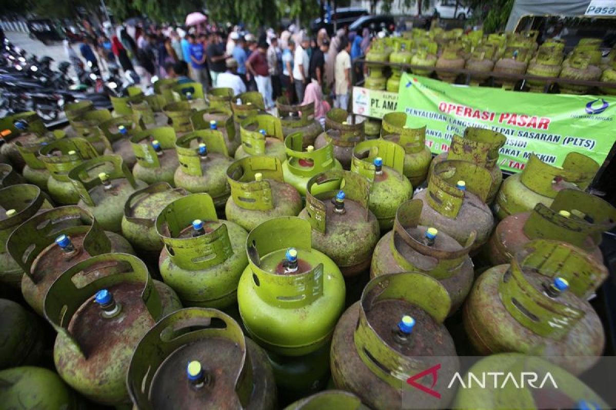 Distribusi 530 tabung gas subsidi 3 kilogram melalui Operasi Pasar di Aceh