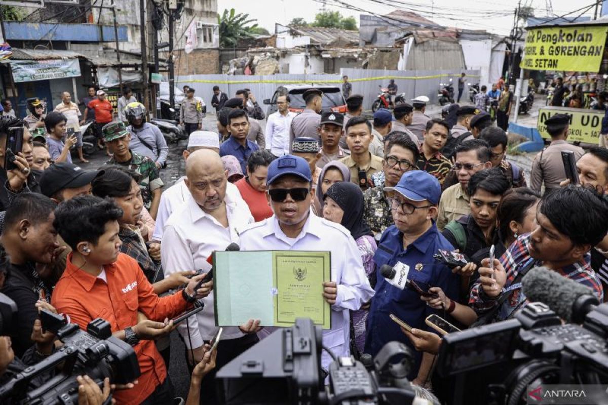 Menteri ATR/BPN tinjau lahan sengketa di Tambun Selatan