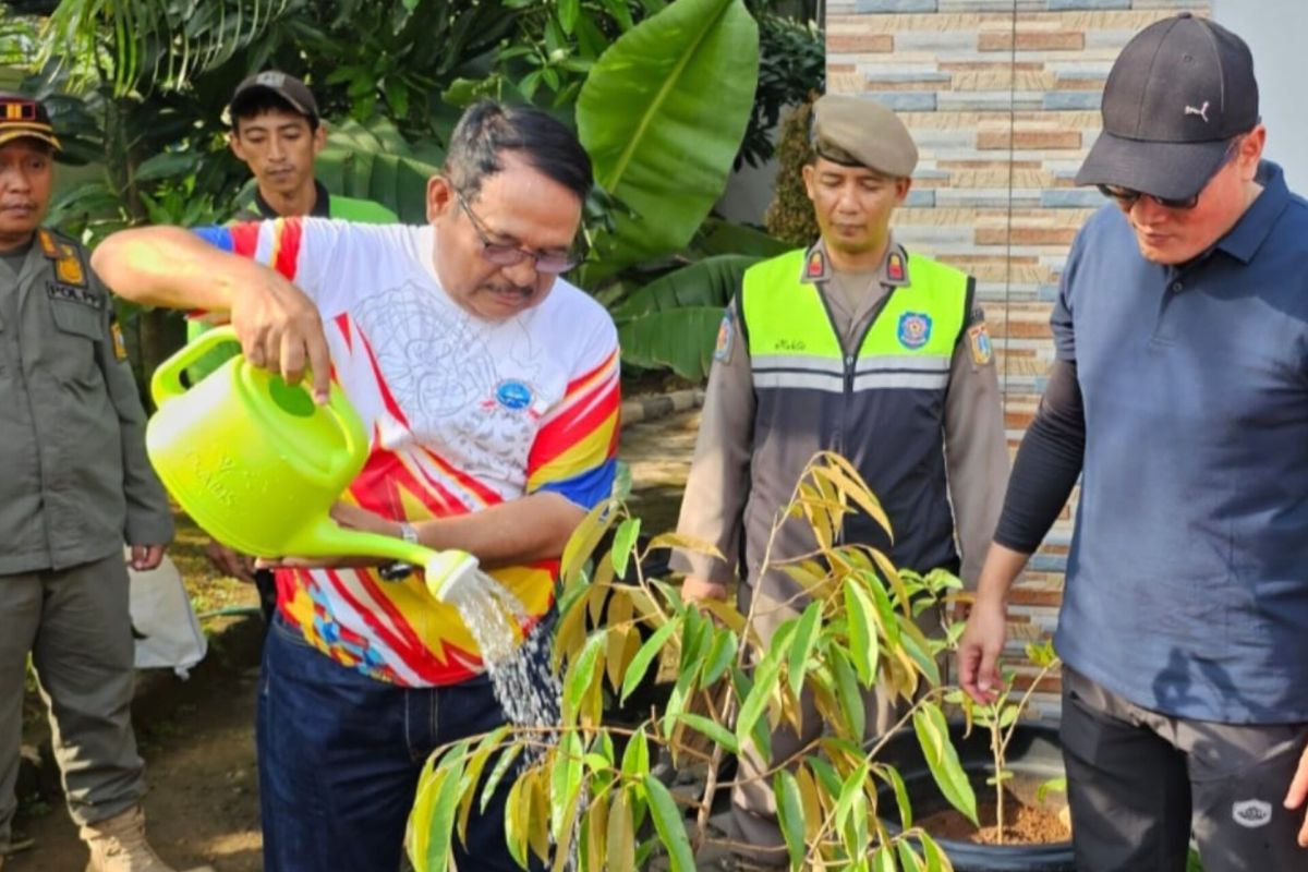 Forum Purna Pejabat DKI akan tanam pohon-lepas benih ikan di ponpes