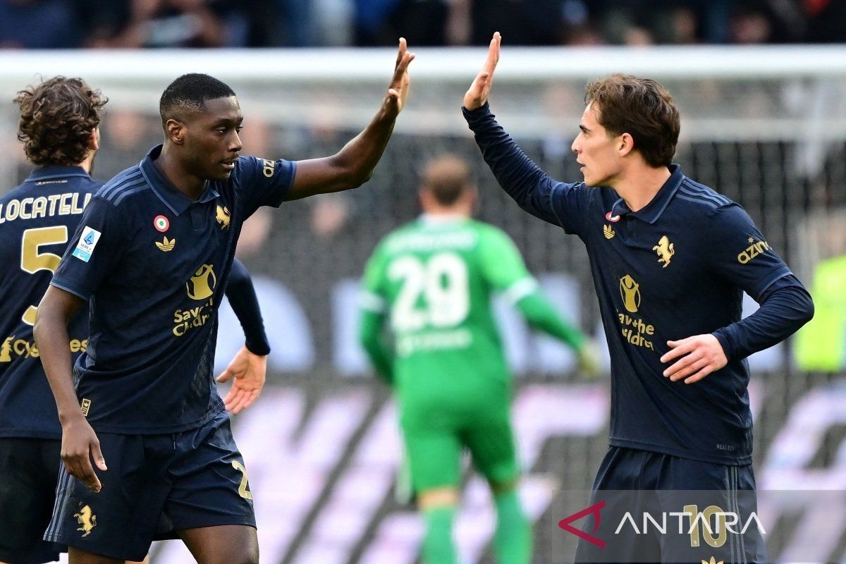 Juventus ingin pertahanan Randal Kolo Muani musim depan